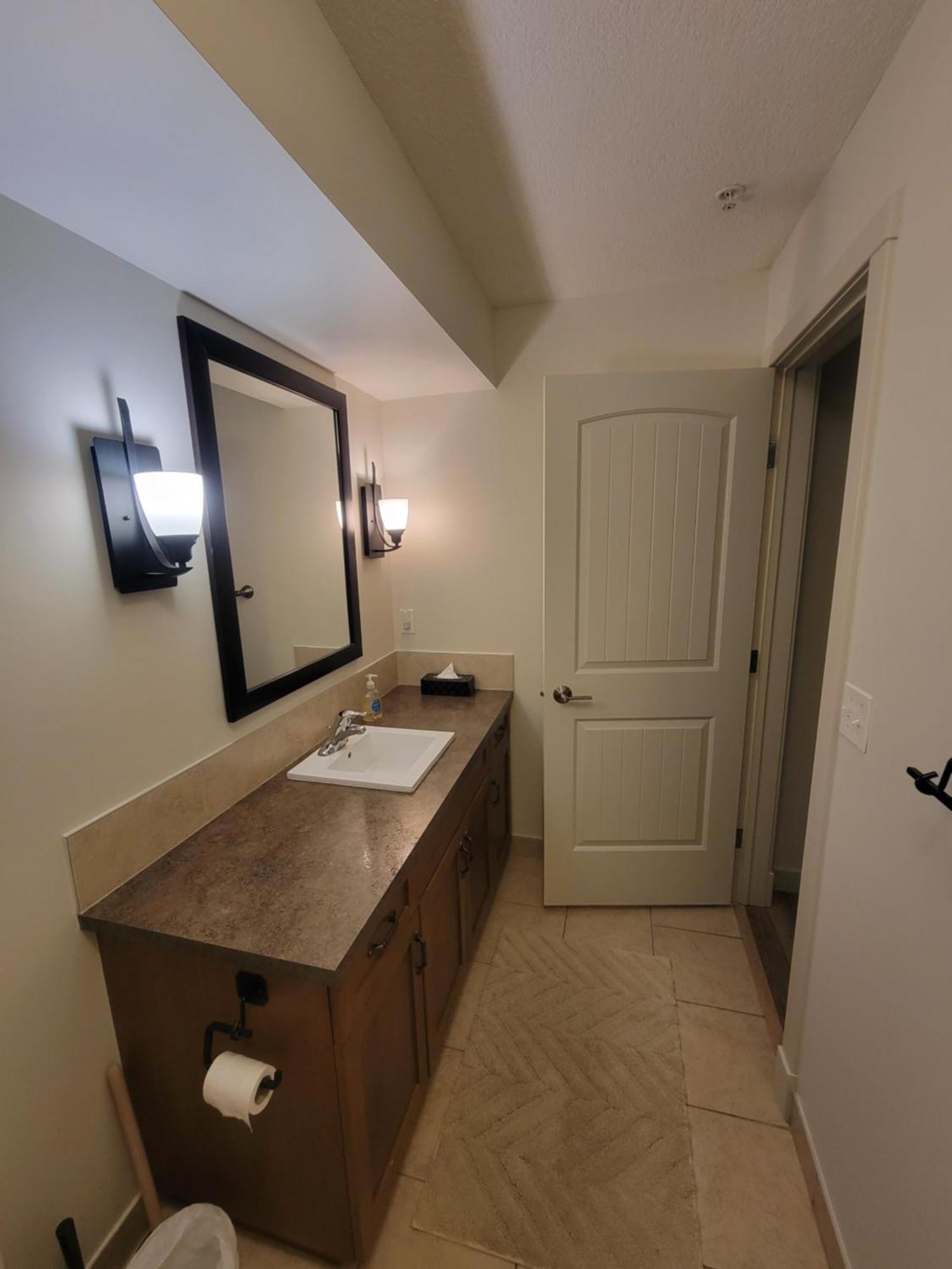 Apartamento Rocky Mountain Getaway Canmore Exterior foto