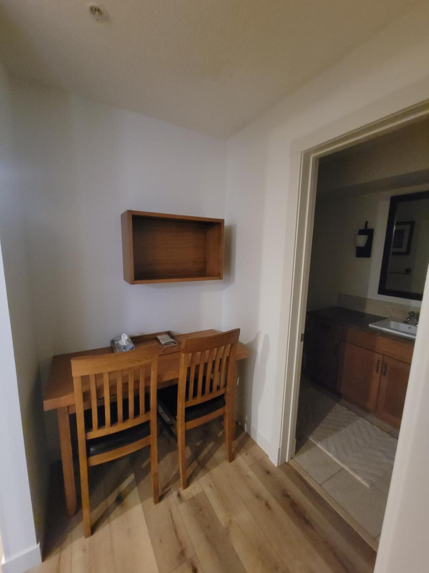 Apartamento Rocky Mountain Getaway Canmore Exterior foto